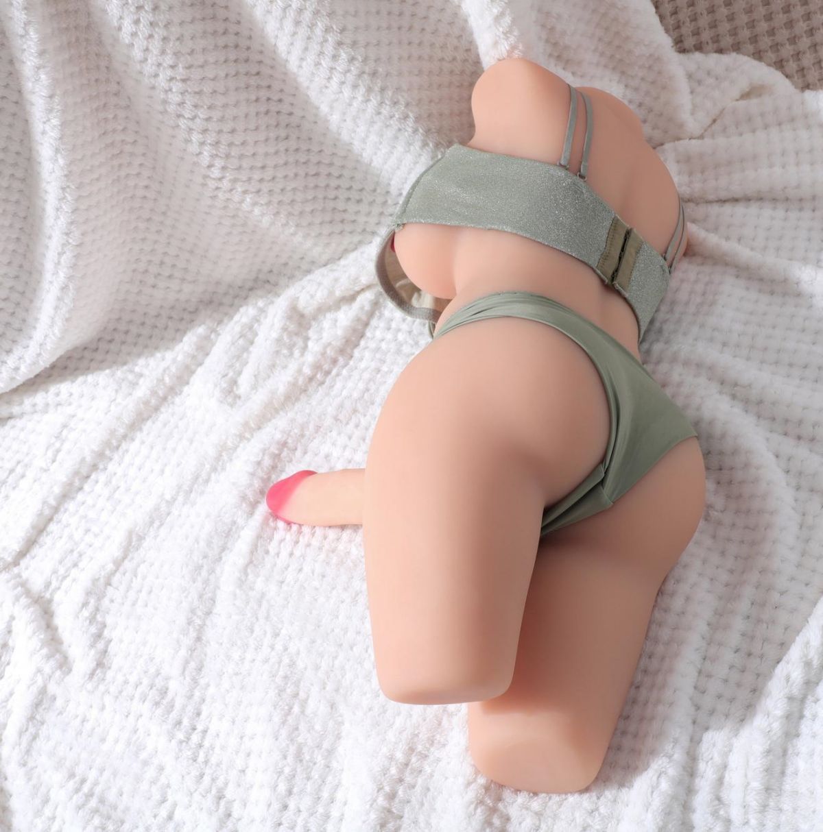 9.5KG Shemale With Penis Sex Torso sex torso2